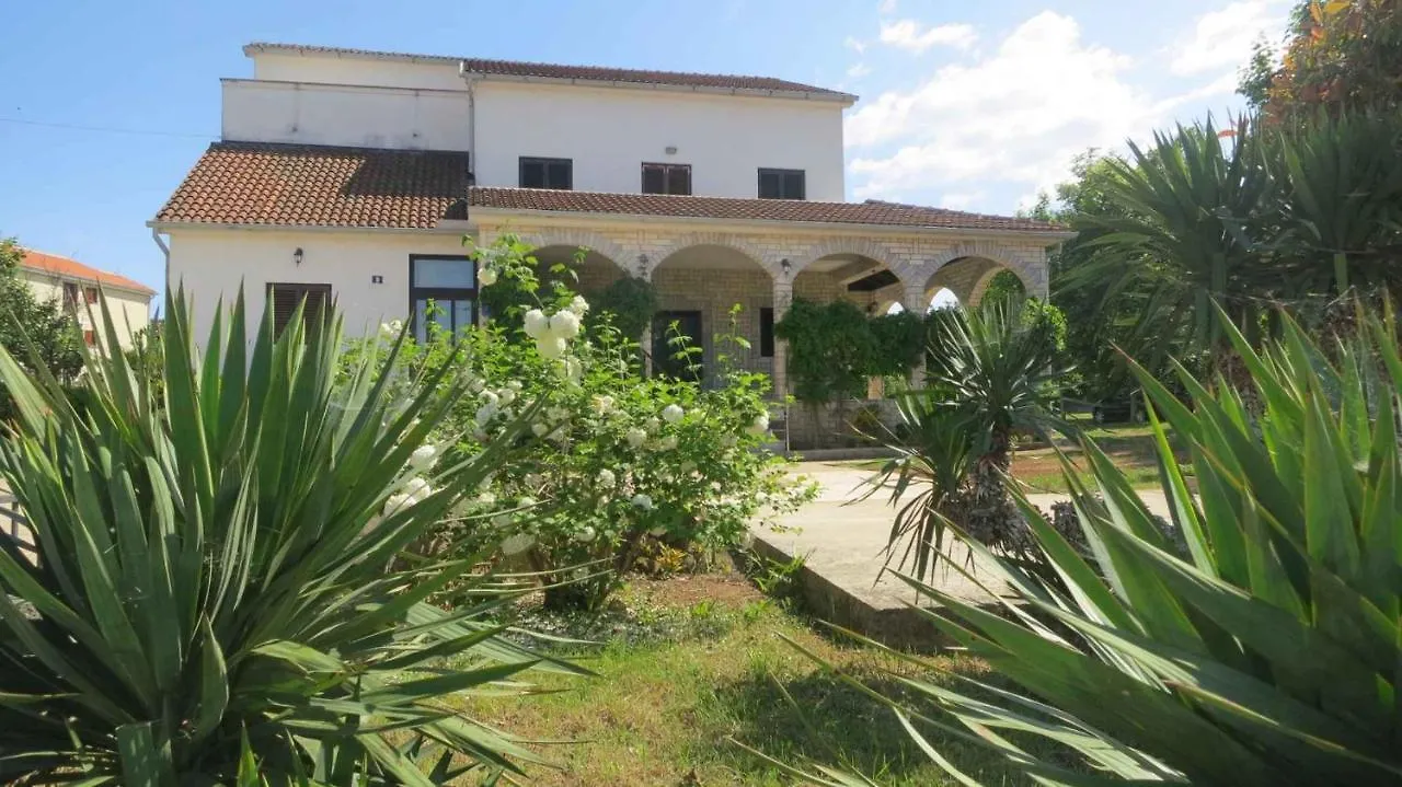 Apartments In Vantacici/Insel Krk 13154 ヴァンタシチ